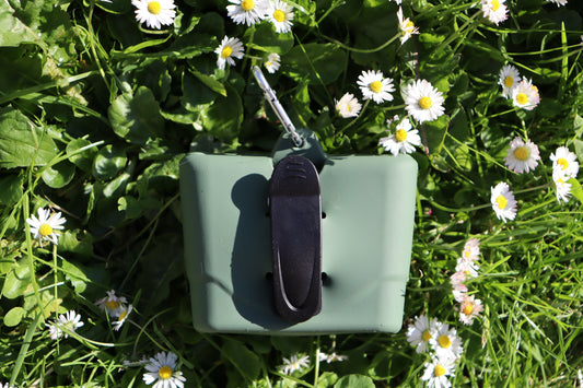 Magnetic Silicone Treat Pouch - Forest Green