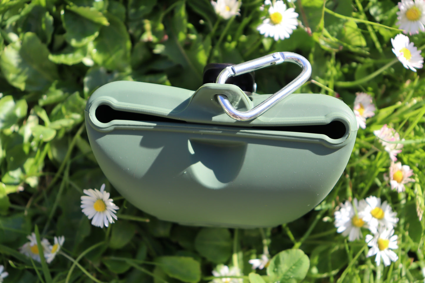 Magnetic Silicone Treat Pouch - Forest Green