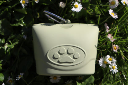 Magnetic Silicone Treat Pouch - Calm Pistachio